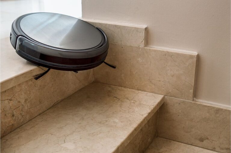 Will Robot Vacuum Fall Down Stairs